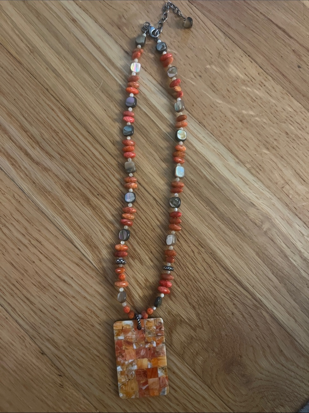 Silpada N1260. Coral mosaic necklace